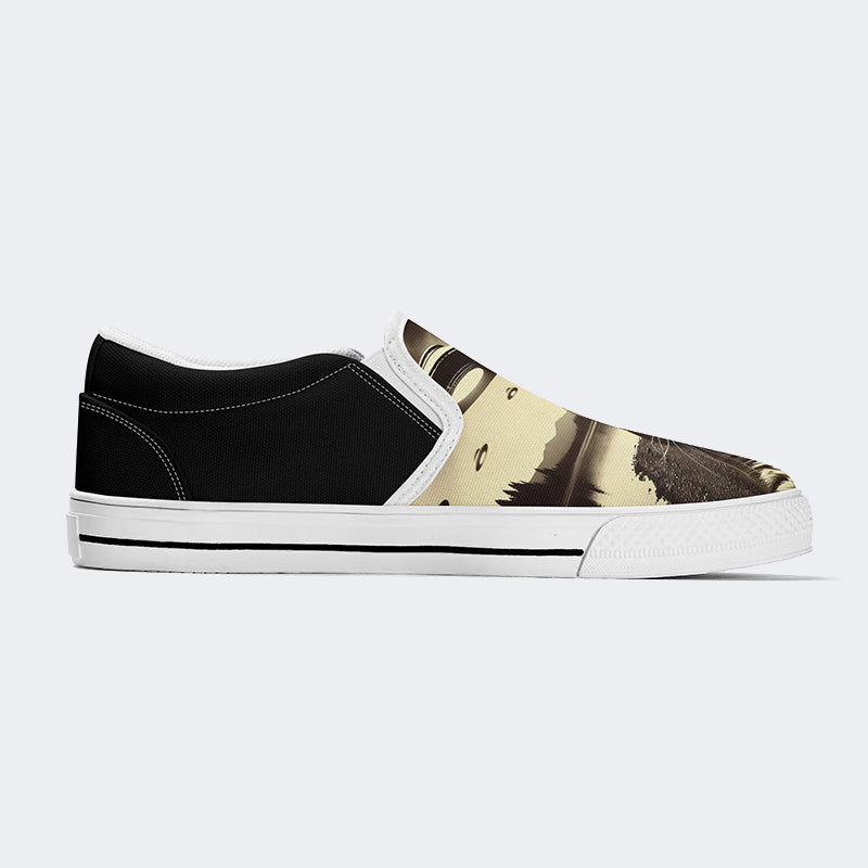 Cat Selfie Ufo Print Unisex - Slip On Shoes