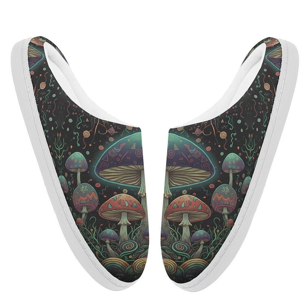 Mushroom Meadow Fleece-Lined Slippers