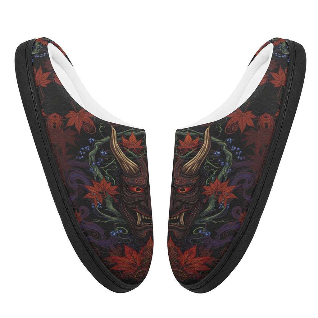 Kaede-bayashi Yasha Fleece-Lined Slippers